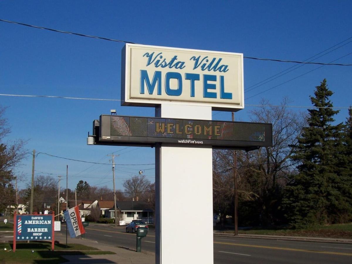 Vista Villa Motel Ludington Exterior photo