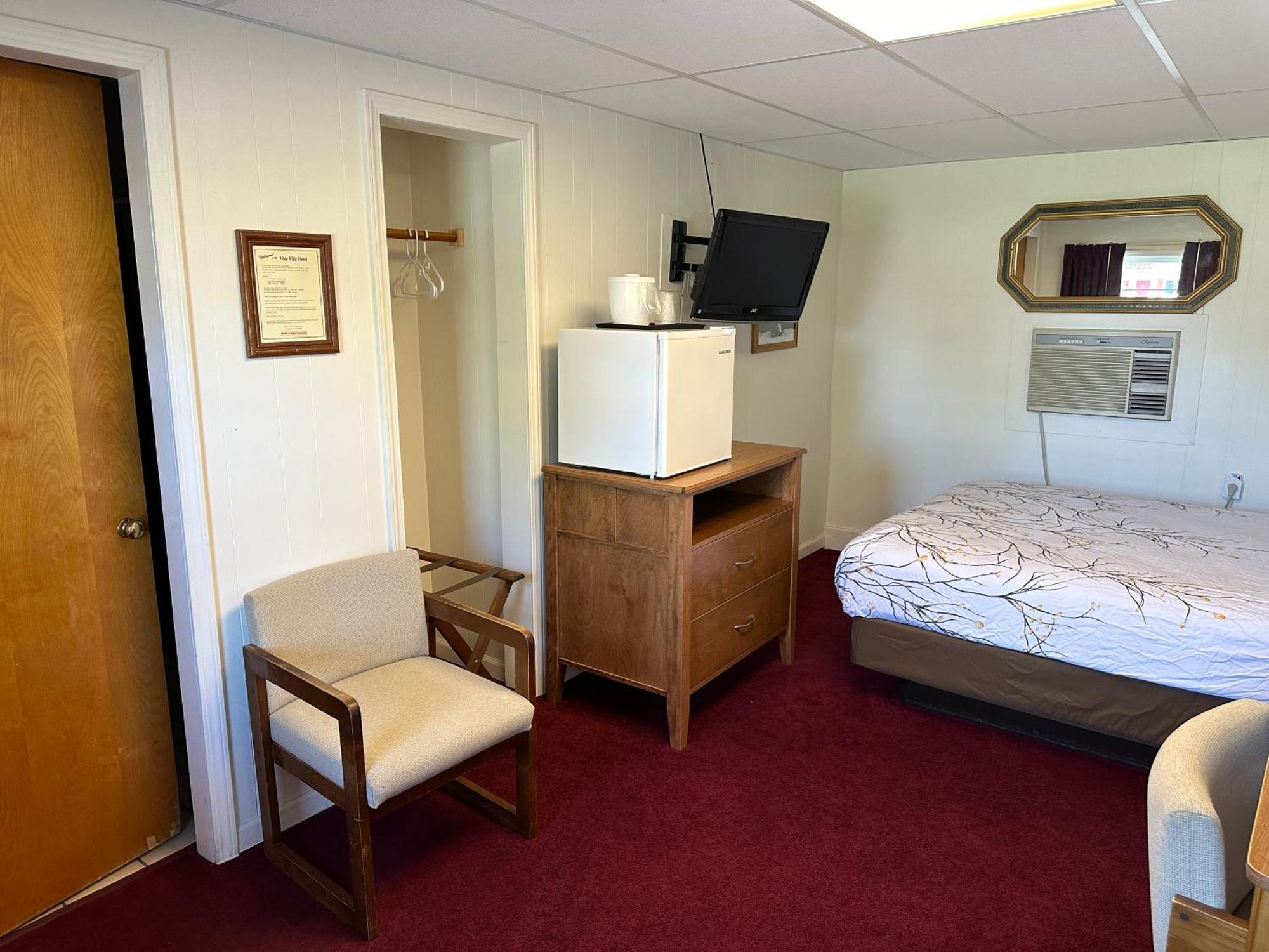 Vista Villa Motel Ludington Exterior photo